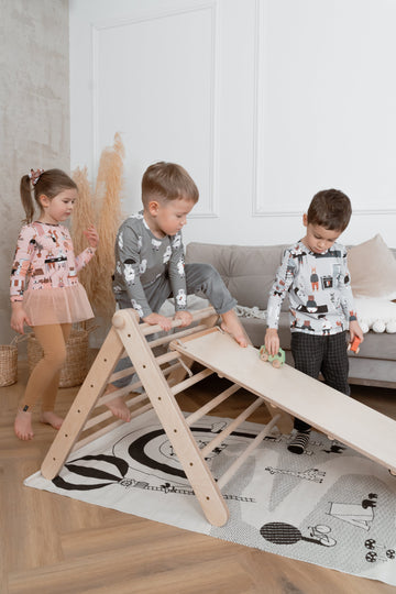 Pikler en bois 2 éléments - aire de jeux triangle avec rampe - Sipitri - Ette Tete